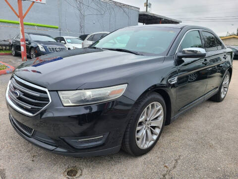 2013 Ford Taurus for sale at INTERNATIONAL AUTO BROKERS INC in Hollywood FL
