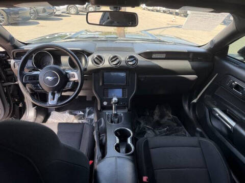 2016 Ford Mustang V6