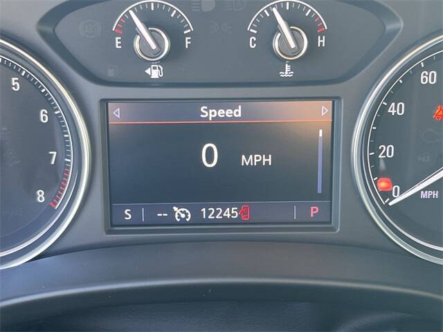 2022 Buick Enclave Essence