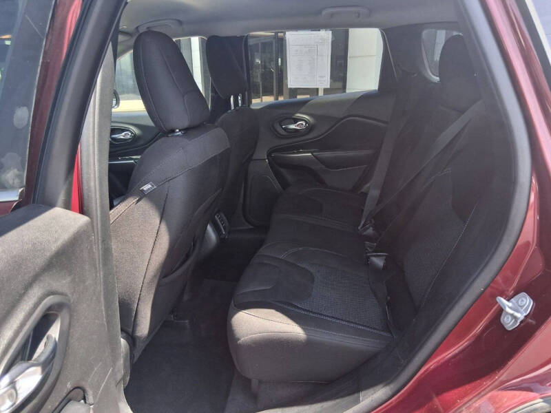 2019 Jeep Cherokee Latitude