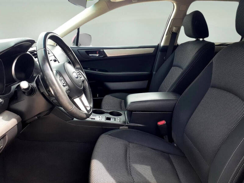 2017 Subaru Outback 2.5i Premium