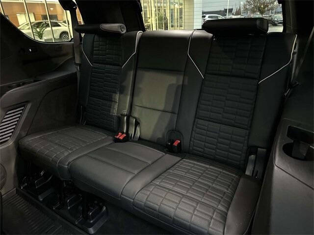 2023 Cadillac Escalade Sport Platinum