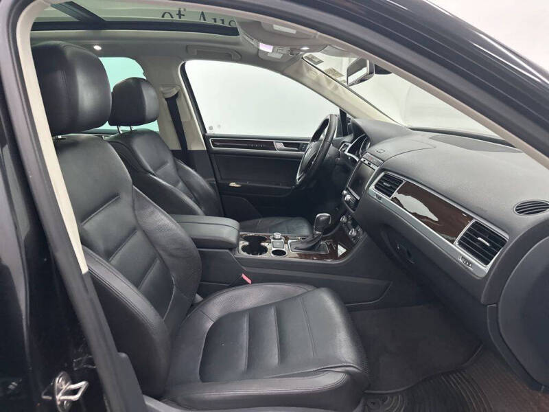 2016 Volkswagen Touareg