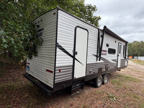 2021 Coleman Lantern