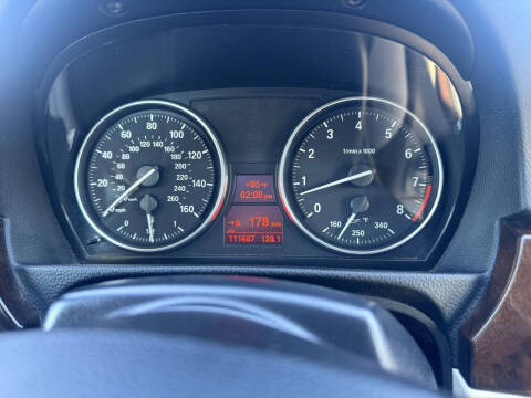 2011 BMW 3 Series 328i