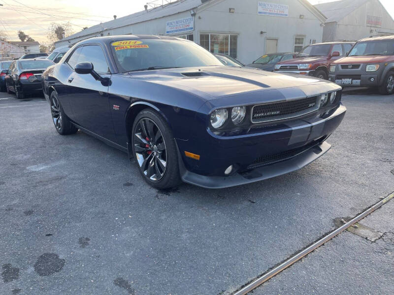 2014 Dodge Challenger SRT8