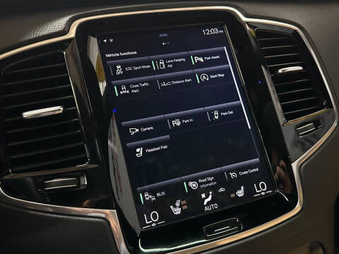 2018 Volvo XC90 T5 Momentum 5-Passenger