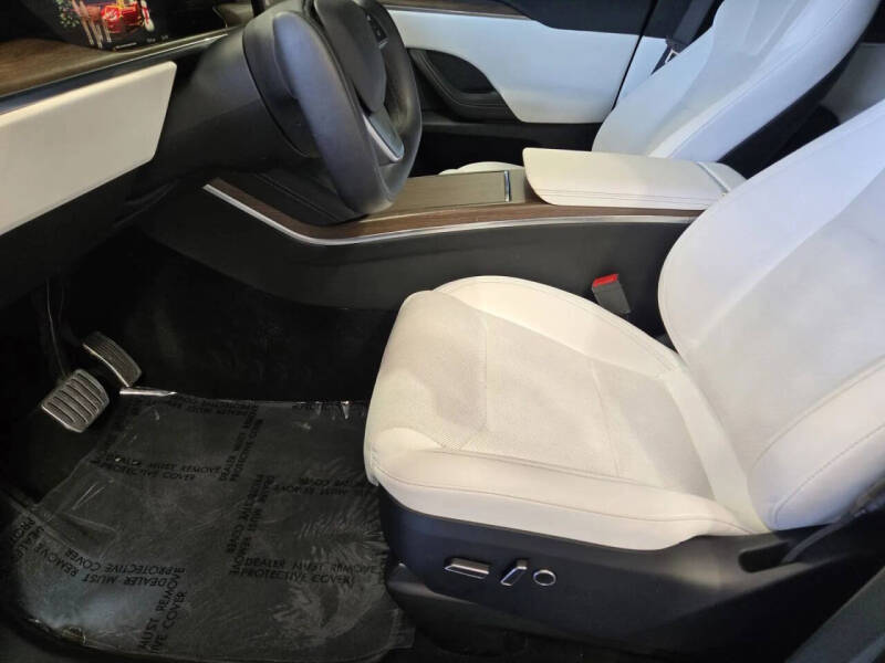 2023 Tesla Model X