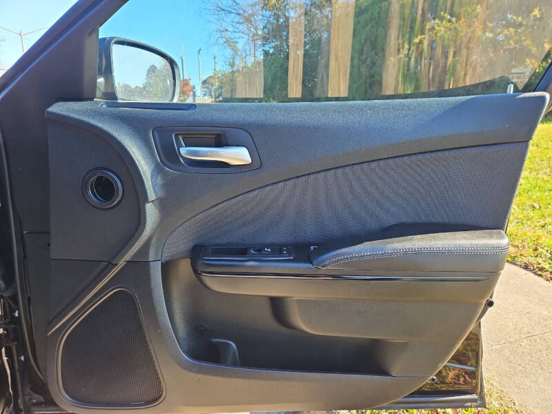 2018 Dodge Charger SXT