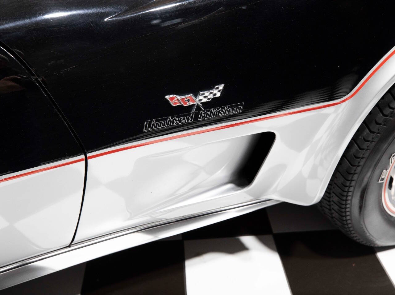 1978 Chevrolet Corvette 11