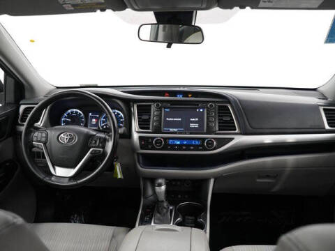 2017 Toyota Highlander LE Plus