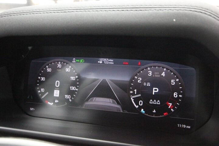 2020 Land Rover Defender 110 SE