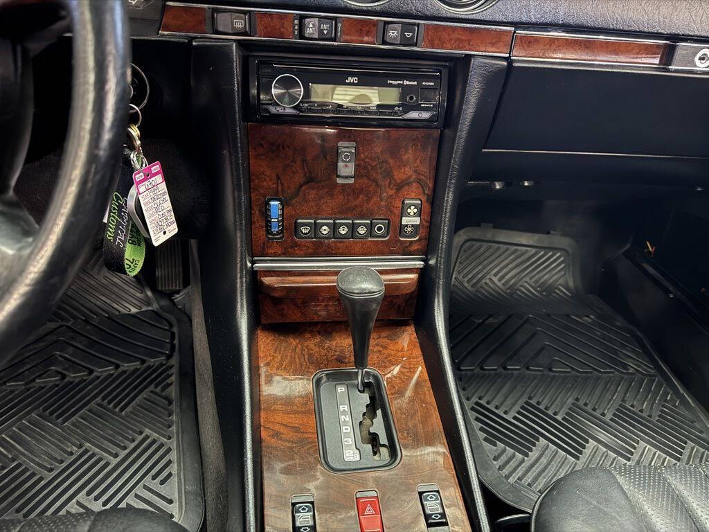 1989 Mercedes-Benz 560-Class 15