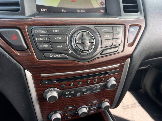 2017 Nissan Pathfinder Platinum