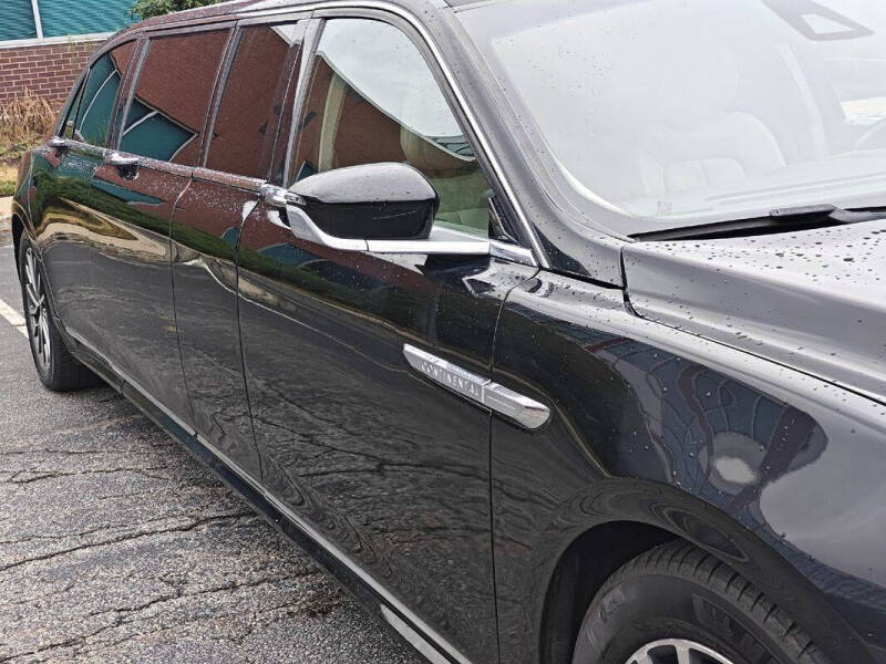 2018 Lincoln Continental Select