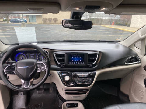 2019 Chrysler Pacifica Touring Plus