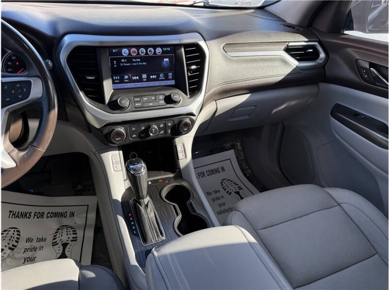 2019 GMC Acadia SLT-1