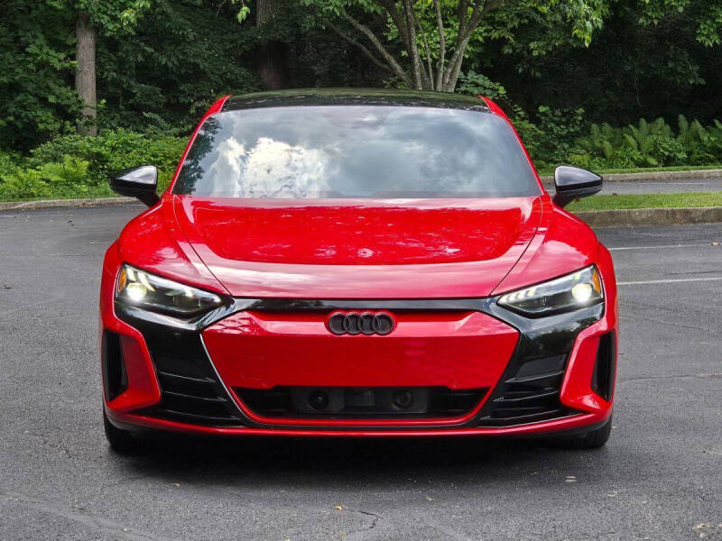 2024 Audi e-tron GT quattro Premium Plus