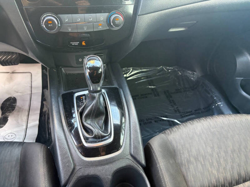 2018 Nissan Rogue S