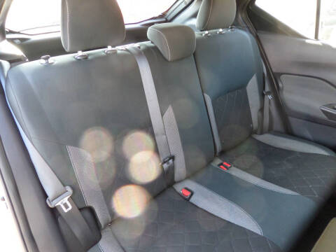 2019 Nissan Kicks S