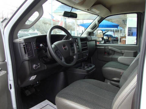 2024 GMC Savana 2500