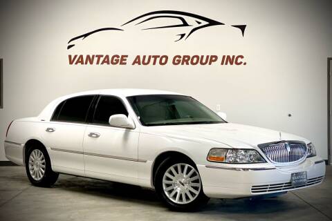 2004 Lincoln Town Car for sale at Vantage Auto Group Inc in Fresno CA