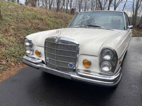 1972 Mercedes-Benz 280-Class