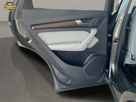 2024 Audi Q5 e quattro S line Premium 55 TFSI