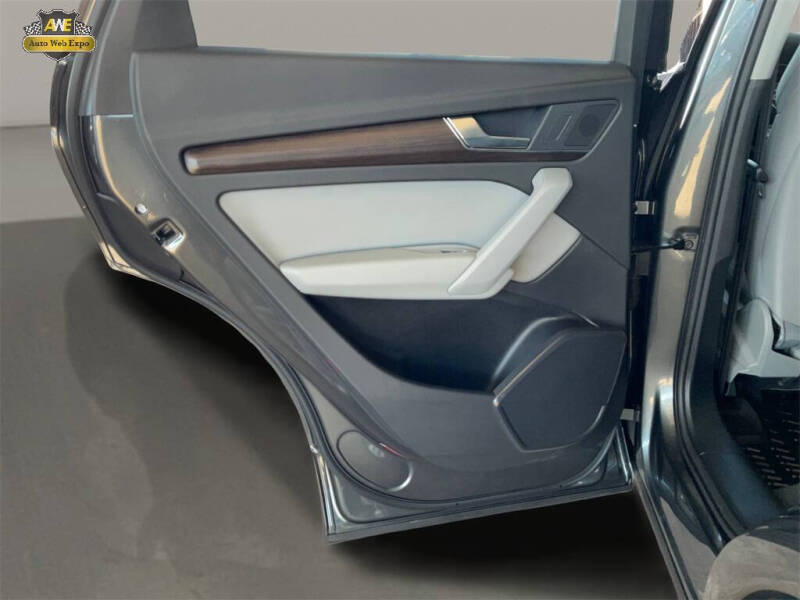 2024 Audi Q5 e quattro S line Premium 55 TFSI