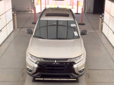 2020 Mitsubishi Outlander LE