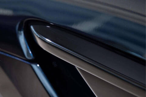 2025 Aston Martin DBX 707