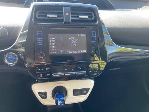 2016 Toyota Prius Two