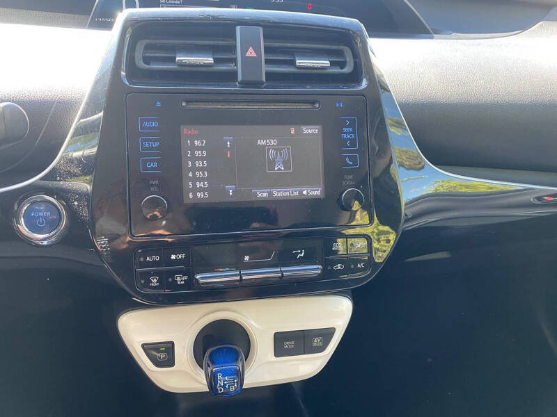 2016 Toyota Prius Two