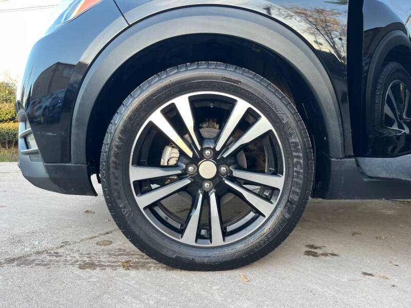 2018 Nissan Kicks SR