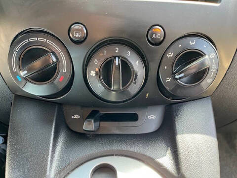 2012 Mazda MAZDA2 Sport