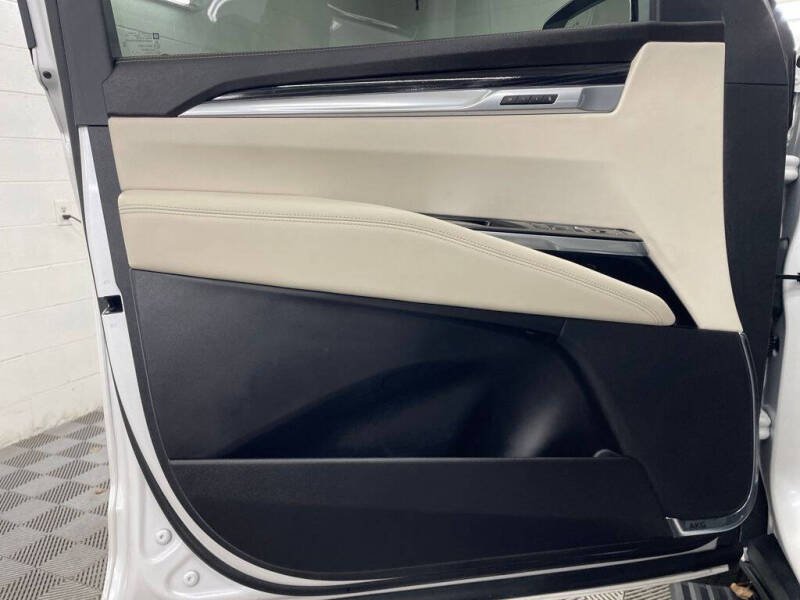 2025 Cadillac Escalade Sport