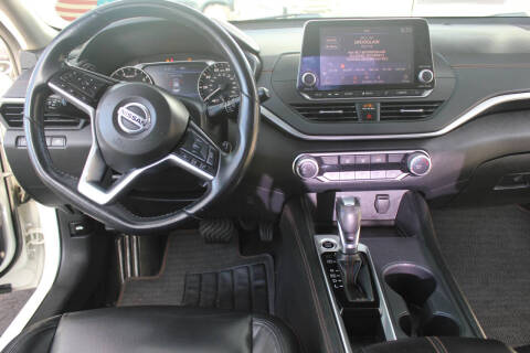 2020 Nissan Altima 2.5 SR