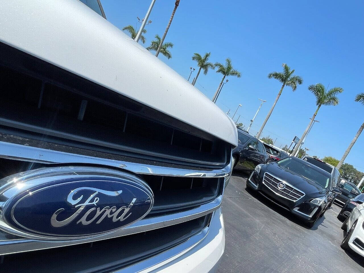 2015 Ford Expedition EL  - $18,900
