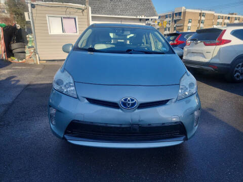 2013 Toyota Prius for sale at OFIER AUTO SALES in Freeport NY