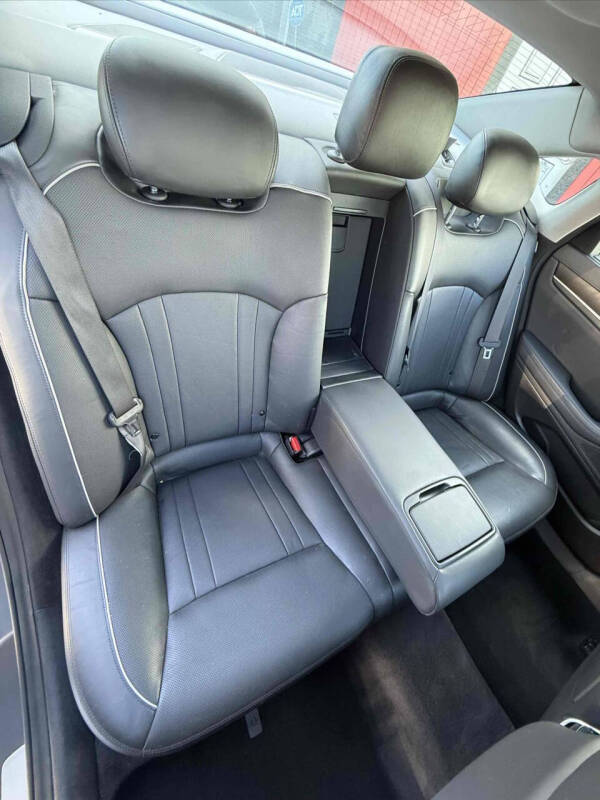 2016 Hyundai Genesis