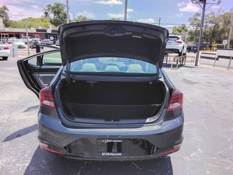 2020 Hyundai Elantra
