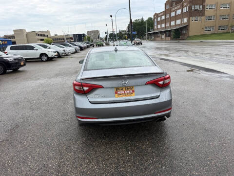 2015 Hyundai Sonata SE