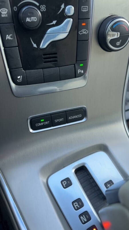 2012 Volvo XC60 T6 Premier Plus