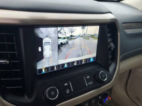 2021 GMC Acadia Denali