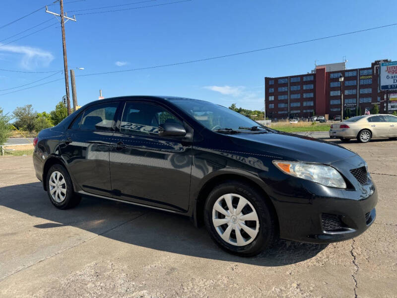 2009 Toyota Corolla LE photo 2