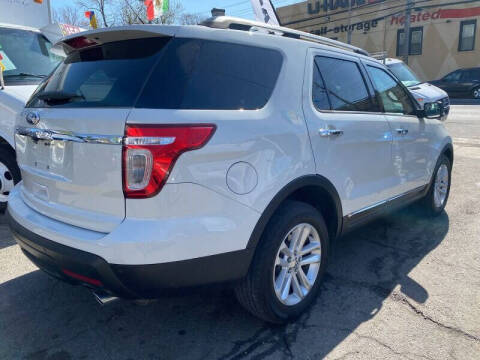 2011 Ford Explorer XLT