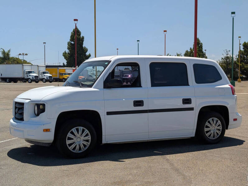 2014 AM General MV-1