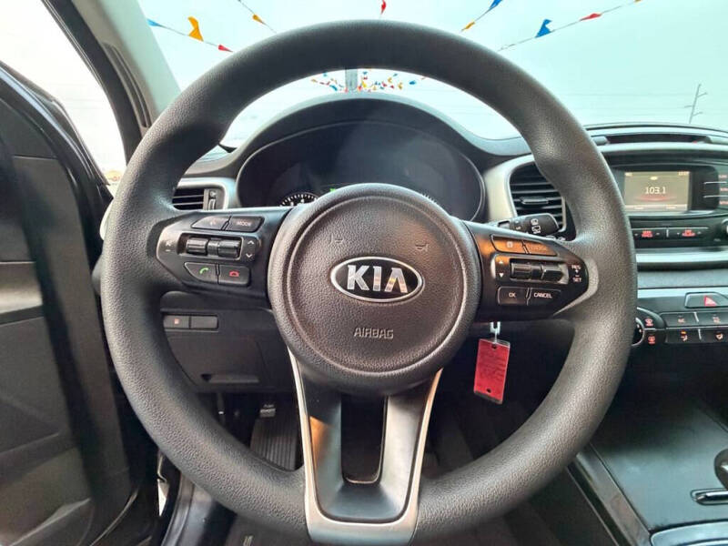 2018 Kia Sorento LX