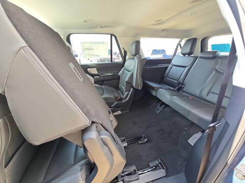 2027 Ford Expedition MAX Active
