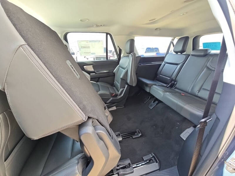 2027 Ford Expedition MAX Active